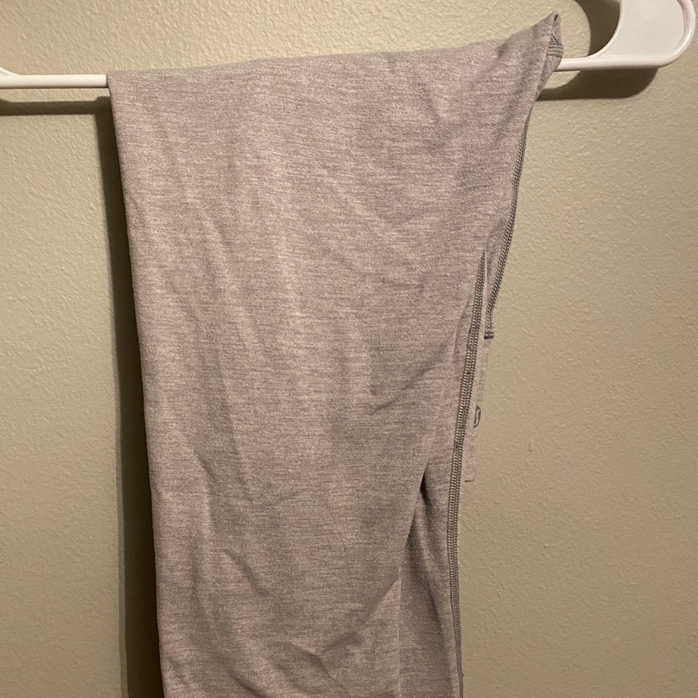 Lululemon 3/4 length Leggings!